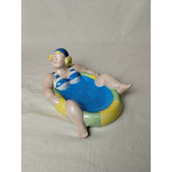 Boston Warehouse Bathing Beauties Bathroom Set - Toothbrush Holder - Soapdish - Picture 2 of 11